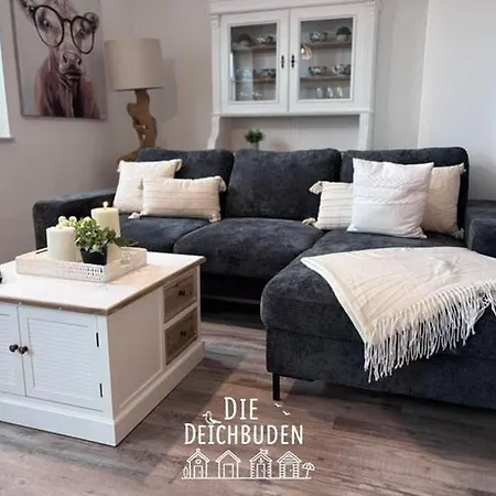 Apartment-4 *